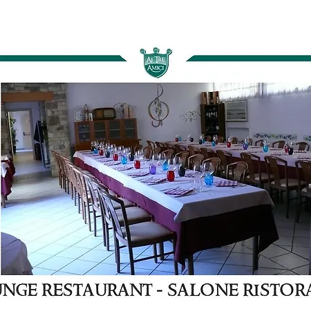 호텔 Trattoria Ai Tre Amici 모르테글리아노
