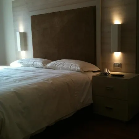 Trattoria Ai Tre Amici Hotel 3*