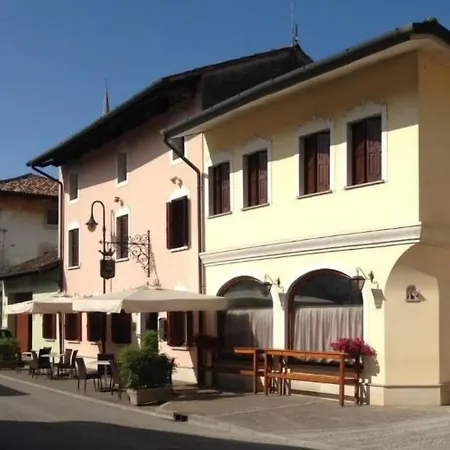 Trattoria Ai Tre Amici 모르테글리아노