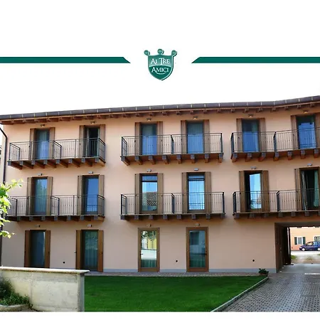 호텔 Trattoria Ai Tre Amici