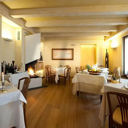 Trattoria Ai Tre Amici Hotel Mortegliano